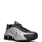Nike Shox R4