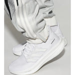 adidas Ultraboost 5 Sneakers