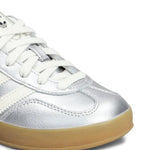 adidas Gazelle Sneakers