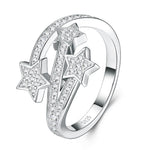 A Luxurious And Fashionable Minimalist Jewelry
