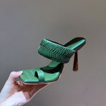 Personality Fashion High-heeled end