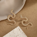 1 Pair Personalized Twisted Geometric Hip-hop Earrings For Women, Exaggerated Statement Snake-shaped Fashion Embossed Long Stud Earrings Trendy Ear Jewelry